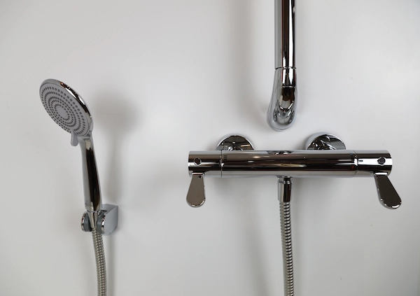 robinetterie douche senior