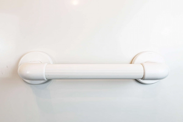 barre de maintien douche senior